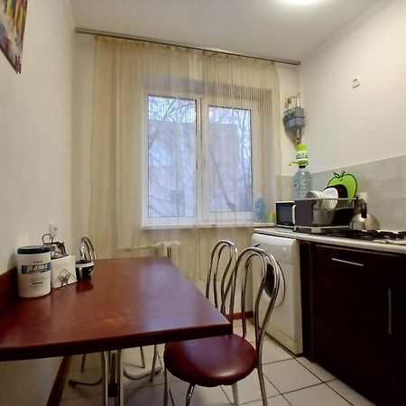 Квартира Біля Залізничного Вокзалу Виниця Екстериор снимка